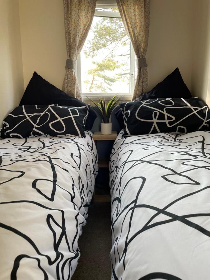 Deluxe, 3 Bed Holiday Home At Combe Haven Holiday Park ヘイスティングス エクステリア 写真